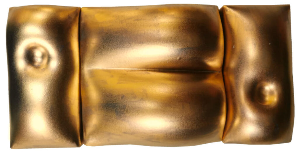 Wandskulptur gold von Guido Kratz aus Hannover